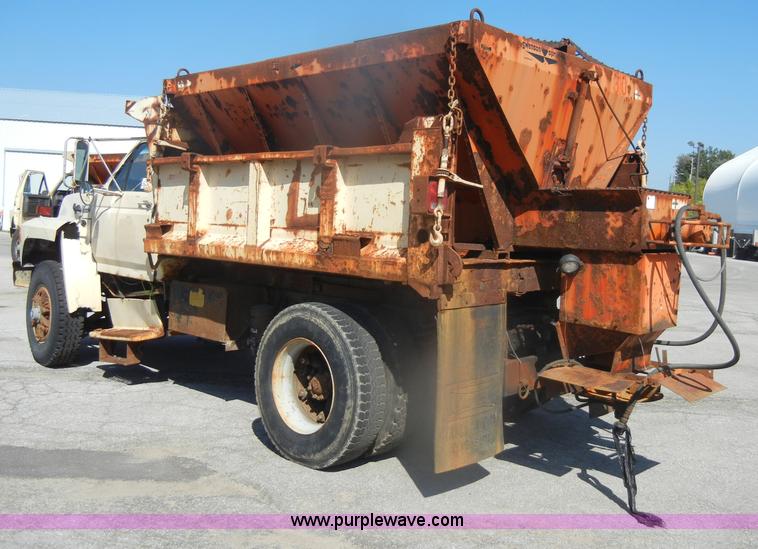 image for item D4996 1994 Ford F800 dump truck