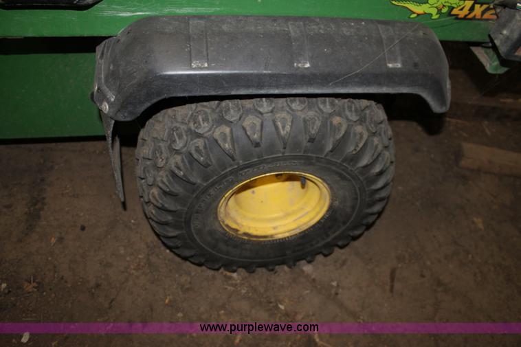 image for item D5197 2002 John Deere Gator utility vehicle