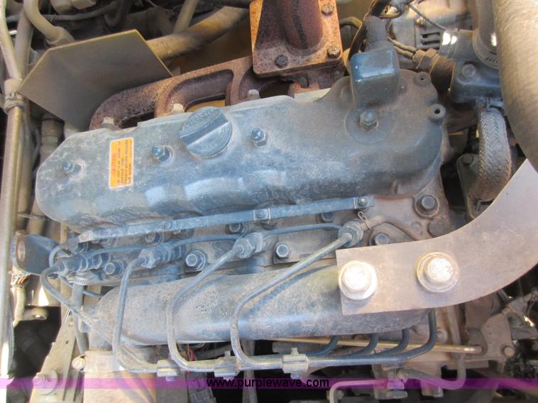 image for item D5683 Gehl SL4625DX skid steer