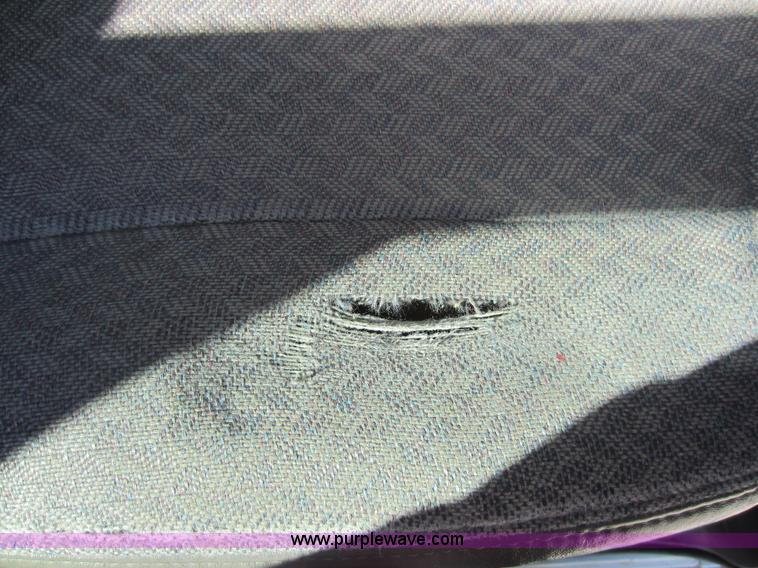 image for item D5684 2001 Chevrolet G3500 Express van