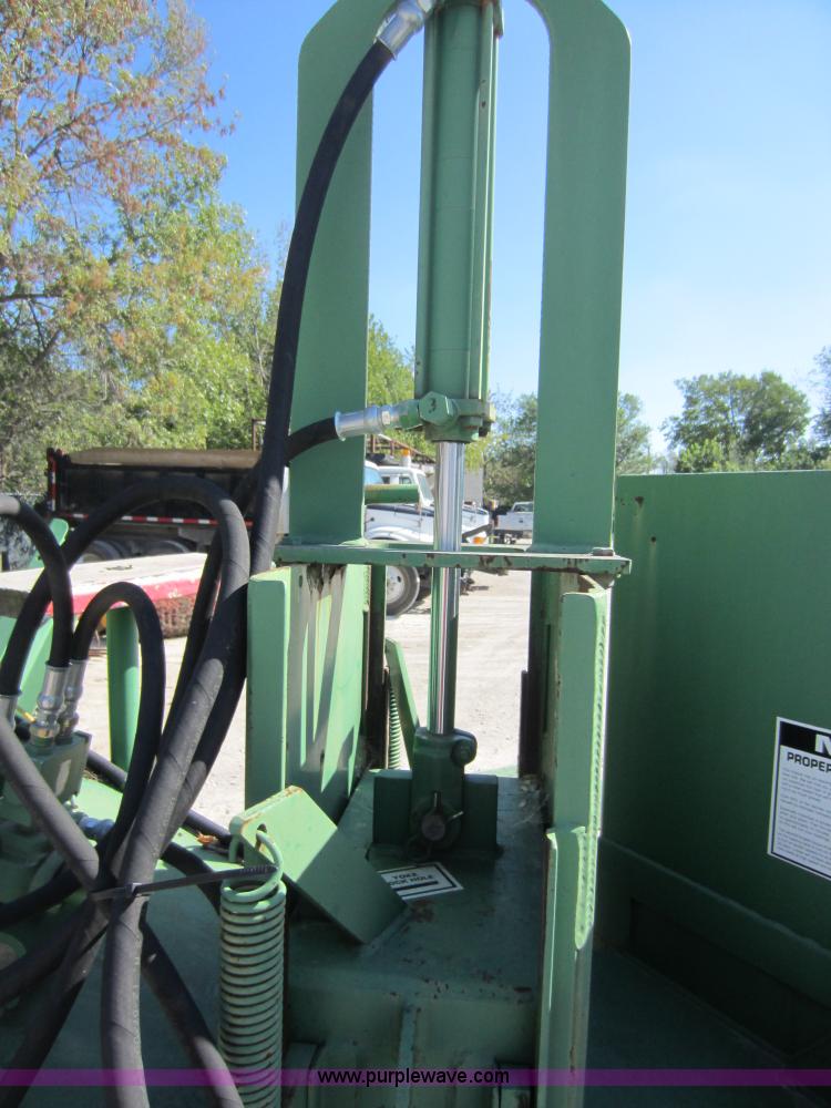 image for item D5686 Bandit 150XP chipper