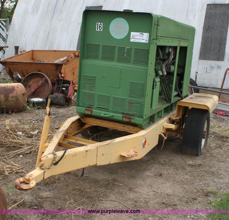 image for item E4219 1973 Harnischfeger DC welder/generator