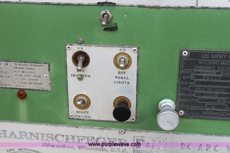 image for item E4219 1973 Harnischfeger DC welder/generator