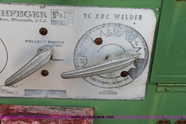 image for item E4219 1973 Harnischfeger DC welder/generator