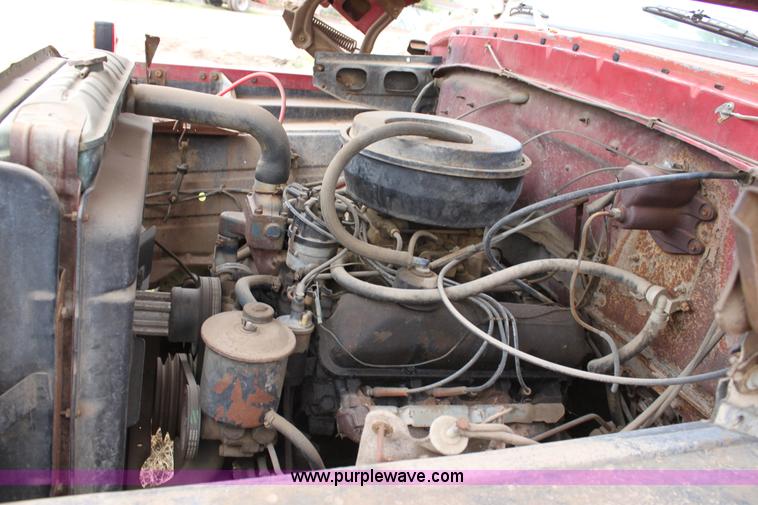 image for item E4222 1977 Ford F700 dump truck