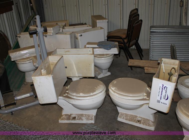 image for item E4223 (18) Eljer toilets