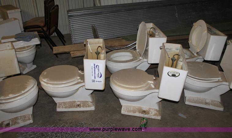 image for item E4223 (18) Eljer toilets