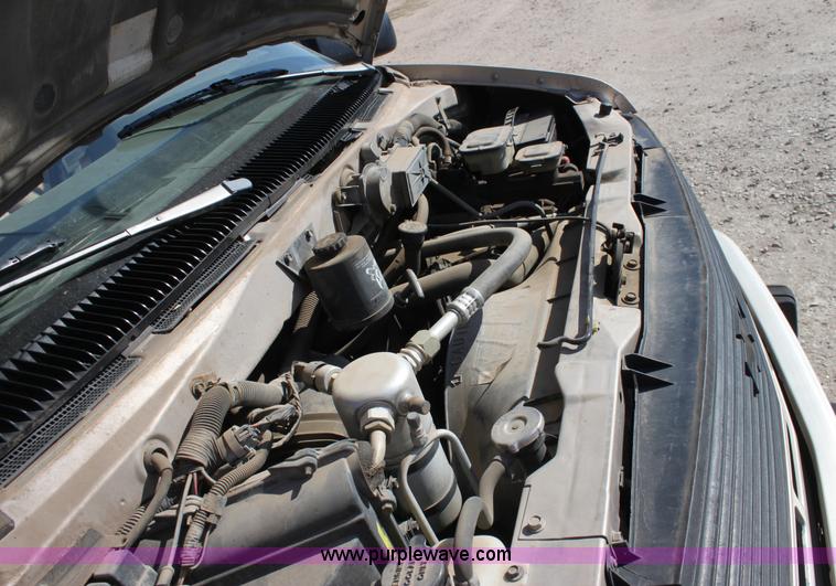 image for item E4229 1993 Chevrolet Astro van