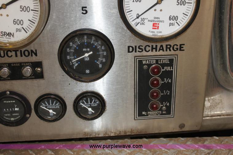 image for item E4232 1979 Ford F700 firetruck