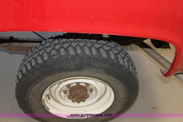 image for item E4233 1973 Chevrolet 2500 pickup truck