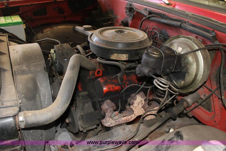 image for item E4233 1973 Chevrolet 2500 pickup truck