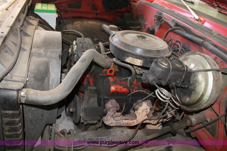 image for item E4233 1973 Chevrolet 2500 pickup truck