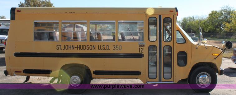 image for item E4236 1991 Ford E350 Collins school bus
