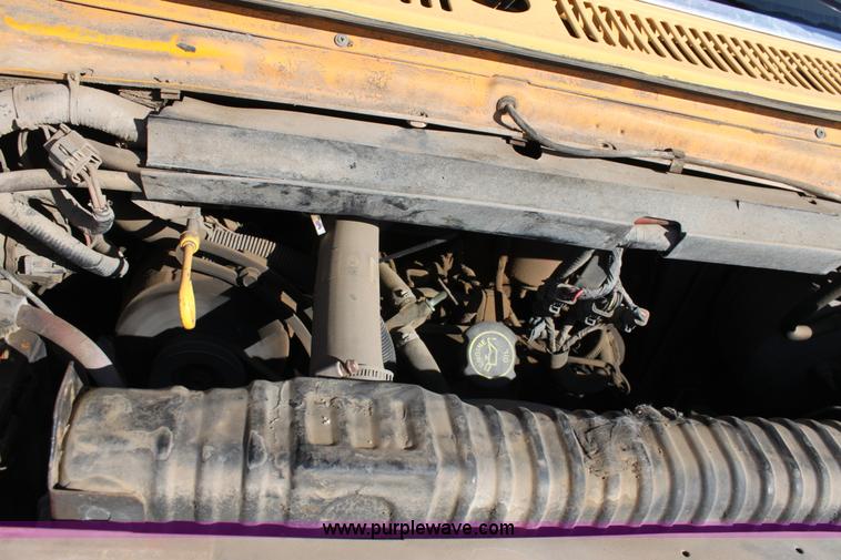 image for item E4236 1991 Ford E350 Collins school bus