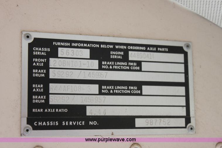 image for item E4237 1993 Blue Bird TC2000 school bus