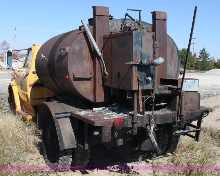 image for item E4247 1970 Chevrolet C50 oil distribution truck