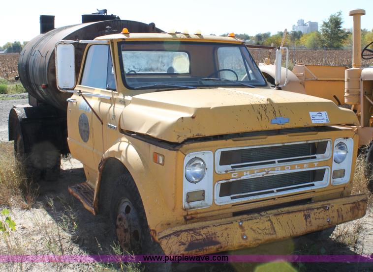 image for item E4247 1970 Chevrolet C50 oil distribution truck