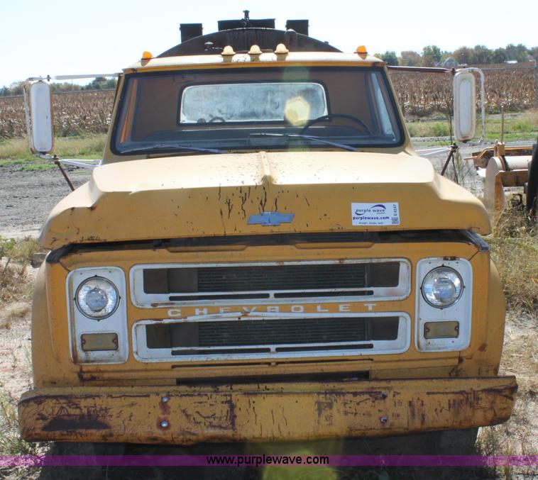 image for item E4247 1970 Chevrolet C50 oil distribution truck