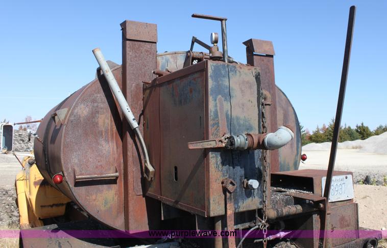 image for item E4247 1970 Chevrolet C50 oil distribution truck