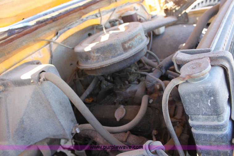 image for item E4247 1970 Chevrolet C50 oil distribution truck