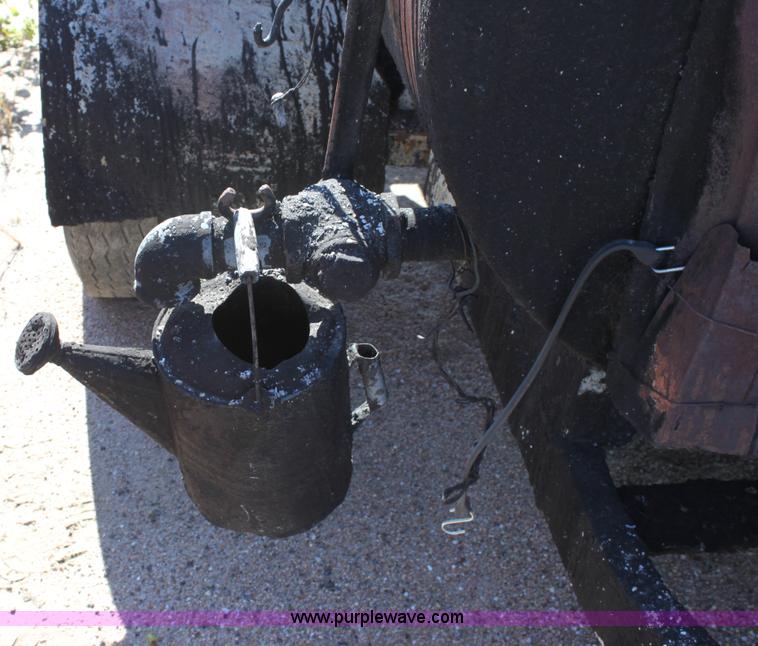 image for item E4248 Asphalt tack oil trailer