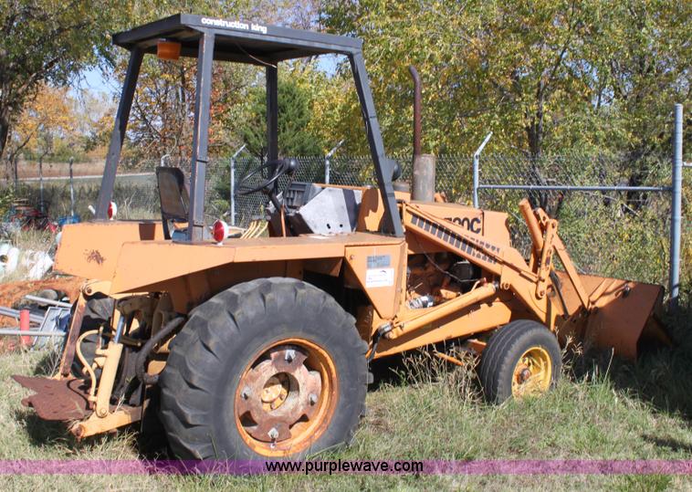 image for item E4249 Case 580C construction king tractor