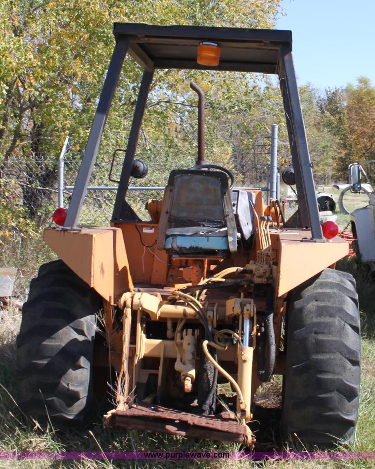 image for item E4249 Case 580C construction king tractor