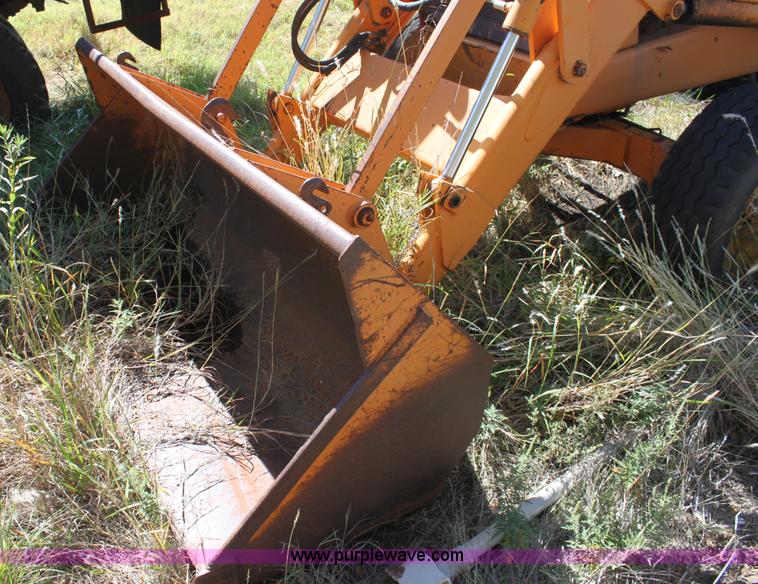 image for item E4249 Case 580C construction king tractor