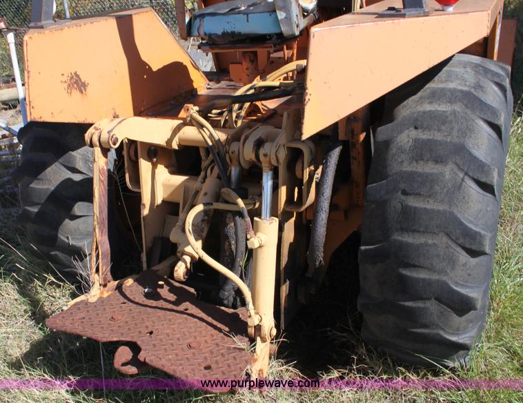 image for item E4249 Case 580C construction king tractor