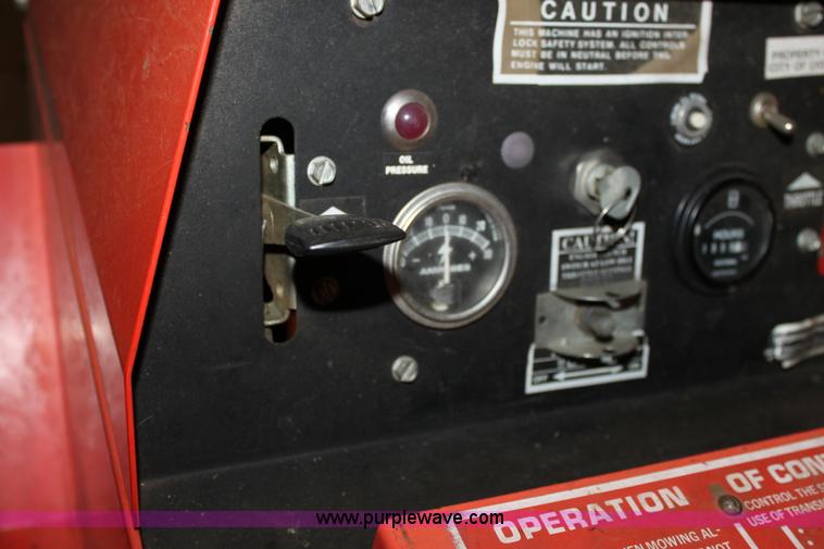 image for item E4251 2005 Deines 60SLD lawn mower