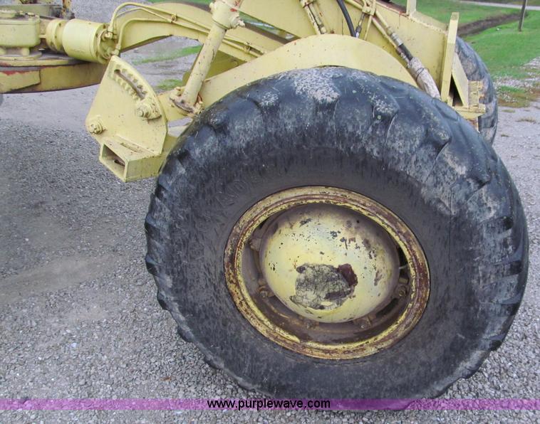 image for item E5614 Galion 104 motor grader