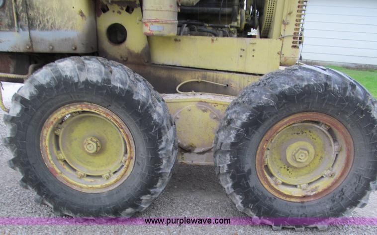 image for item E5614 Galion 104 motor grader