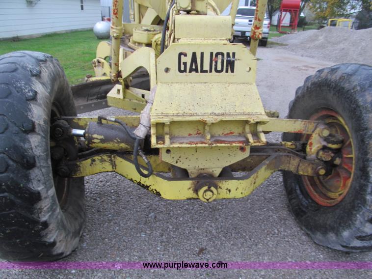image for item E5614 Galion 104 motor grader