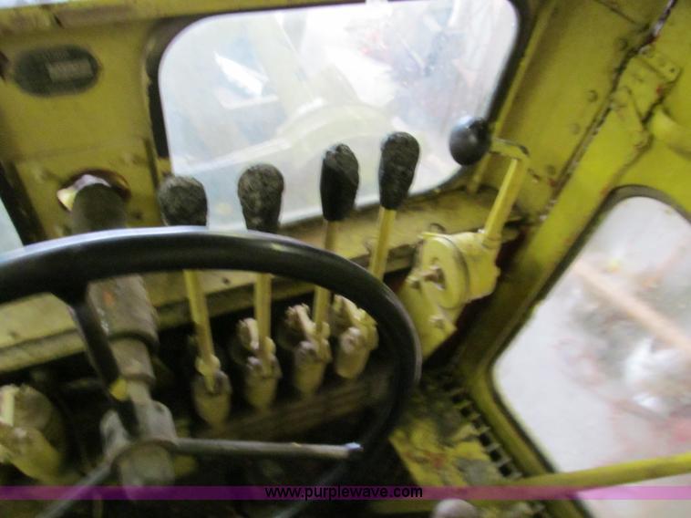 image for item E5614 Galion 104 motor grader