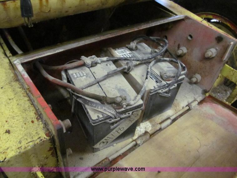 image for item E5614 Galion 104 motor grader