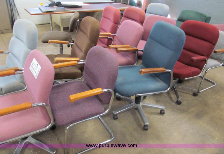image for item E5615 Approximately 90 assorted office chairs