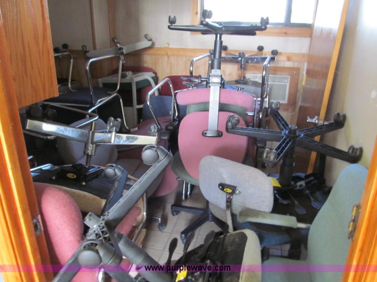 image for item E5615 Approximately 90 assorted office chairs