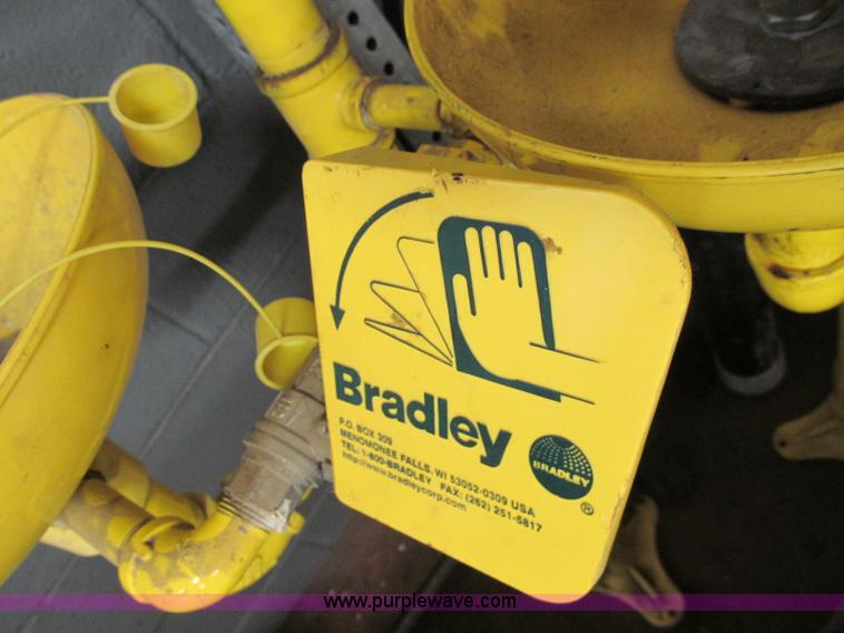 image for item E5616 (2) overhead shower eye wash stations