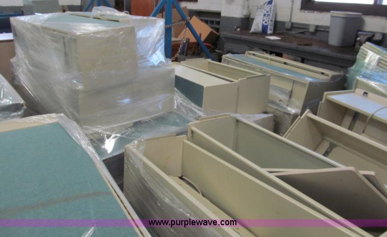 image for item E5617 Assorted commercial office partitions