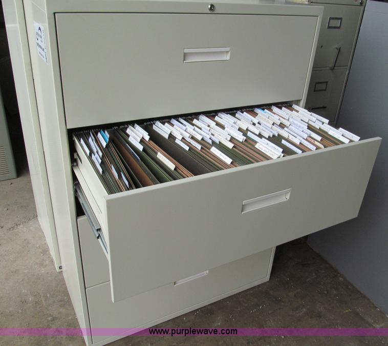 image for item E5618 (7) assorted file cabinets