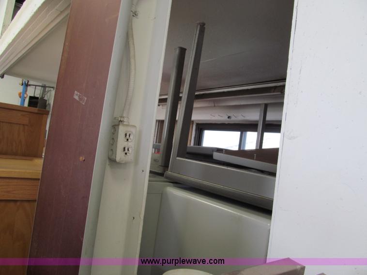 image for item E5620 Assorted office supplies