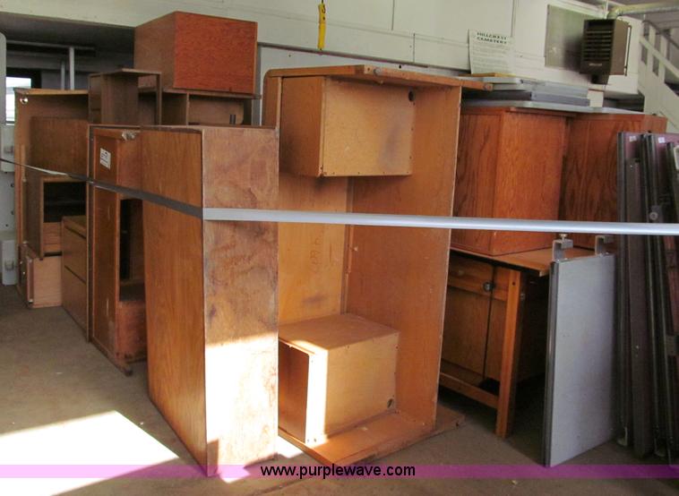 image for item E5620 Assorted office supplies