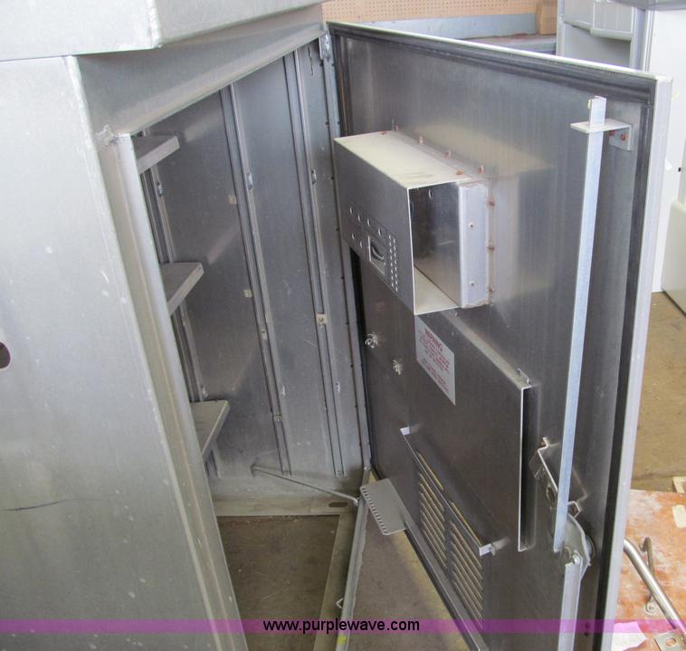 image for item E5625 Stainless steel cabinet