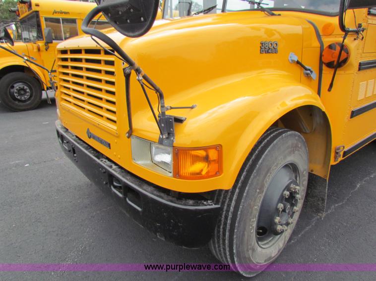 image for item E8090 1996 International 3800 school bus