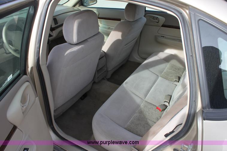 image for item E8130 2005 Chevrolet Impala