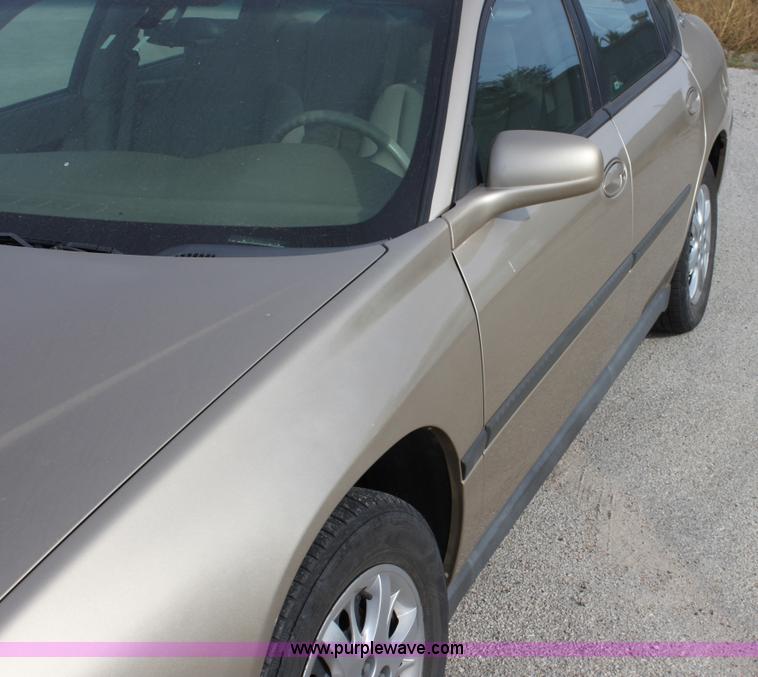 image for item E8130 2005 Chevrolet Impala