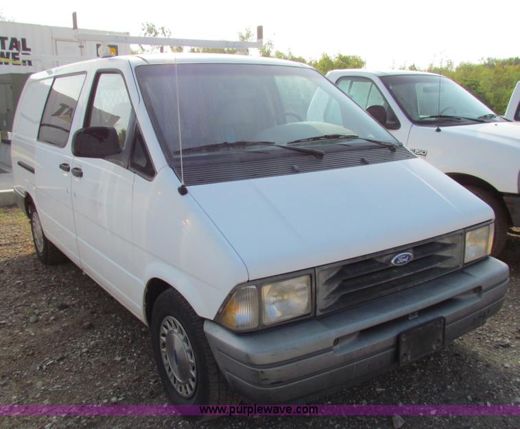 image for item E8132 1994 Ford Aerostar cargo van