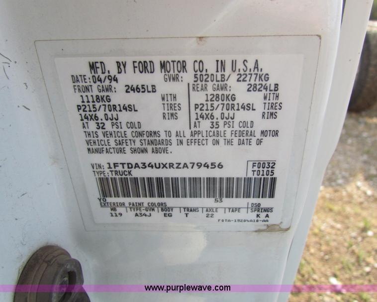 image for item E8132 1994 Ford Aerostar cargo van