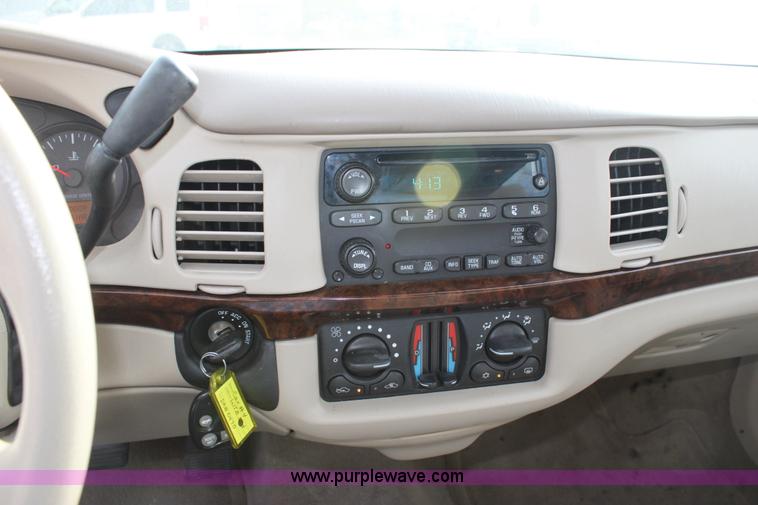 image for item E8133 2005 Chevrolet Impala