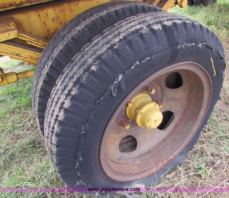image for item E8136 1966 shop built agriculture trailer